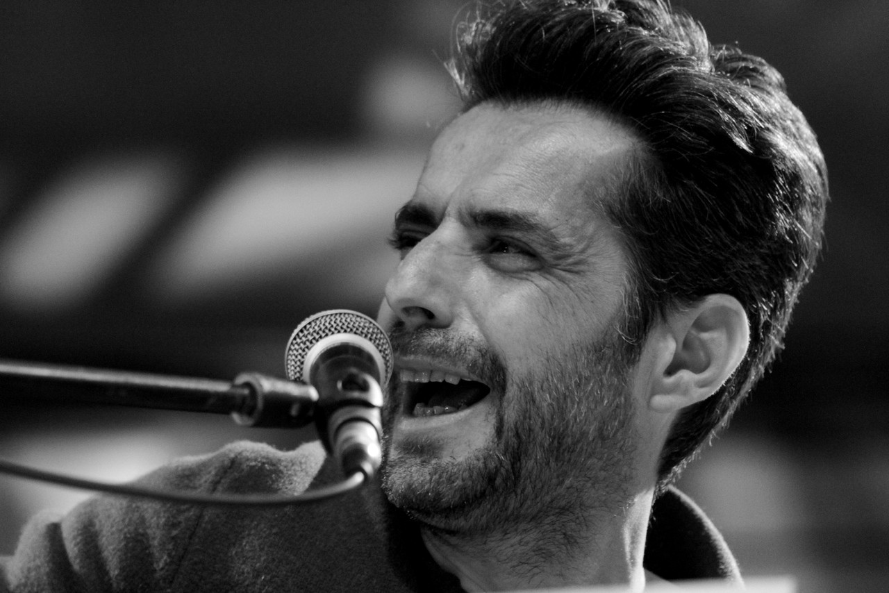 Jp Simms JP Simões: “Se eu tiver uma essência são estas coisas que canto” | Altamont